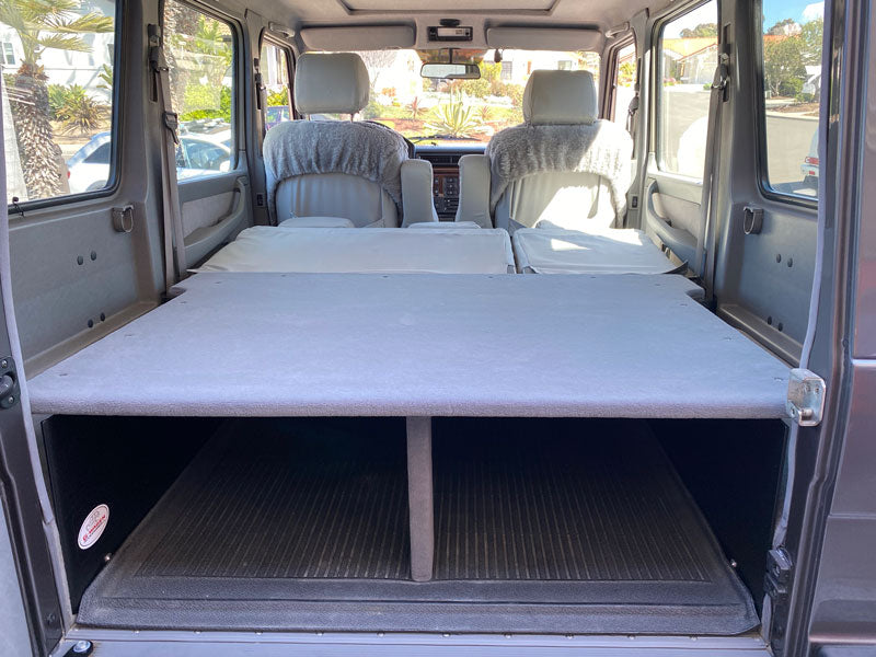 Gwagon W463 cargo platform enhanced storage sleeping platform grey carpet