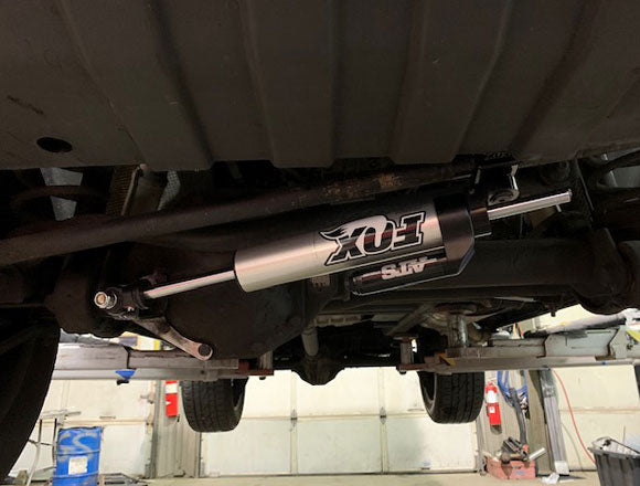 Fox Steering Stabilizer installed on a Gwagon W463 incl custom bracket bolted to the differential cover
