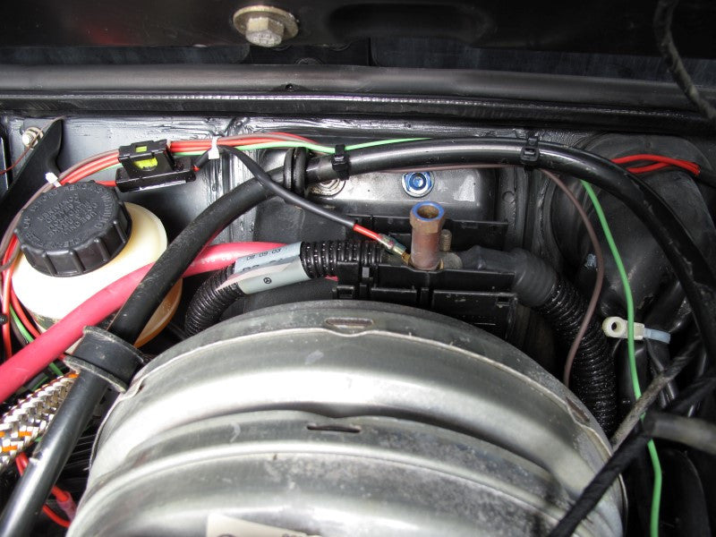 +12Volt Power Source on G-wagen 2002 to 2013