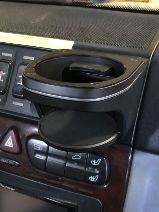 Air Vent mounted Cup Holder or Smartphone Holder for Mercedes G