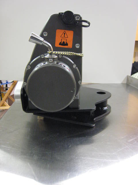 Warn Winch mounted on VTS-7153 Winch Carrier for Mercedes Gwagen W463