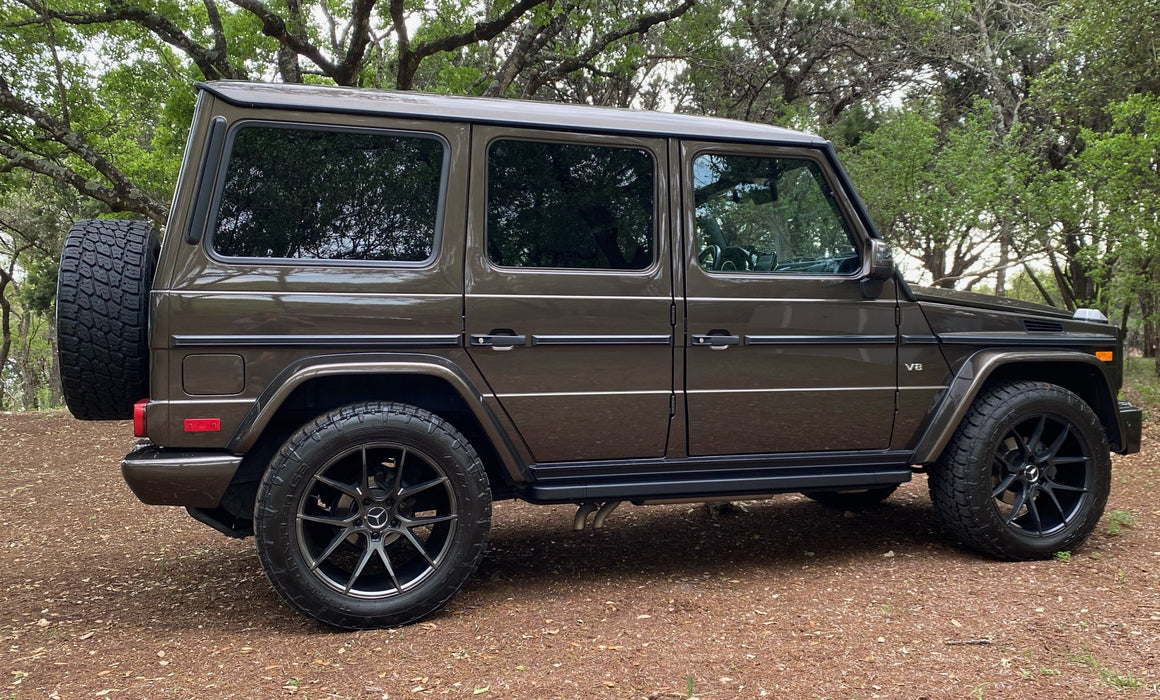 Rocker Panel Guards mounted to LWB Rock Sliders on 2016 Gwagen