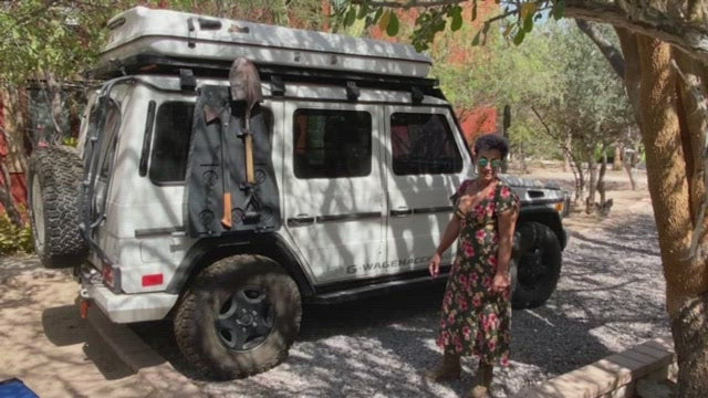 Video illustrating the 90 degree Gwagen rear door opening after the door band is installed. Dog carrier and child seats can easily be loaded and unloaded or cleaned